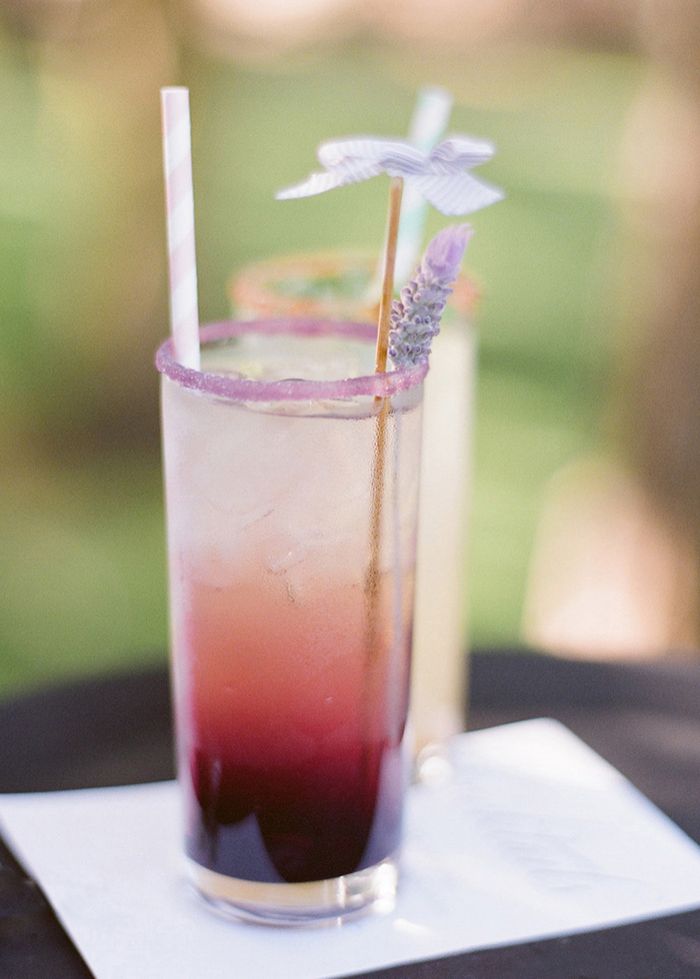 24-lavender-wedding-cocktail