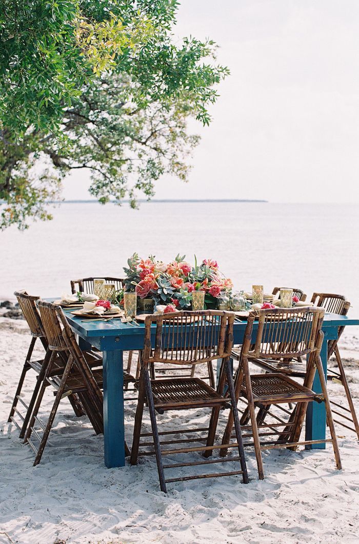3-lush-green-beach-wedding-ideas