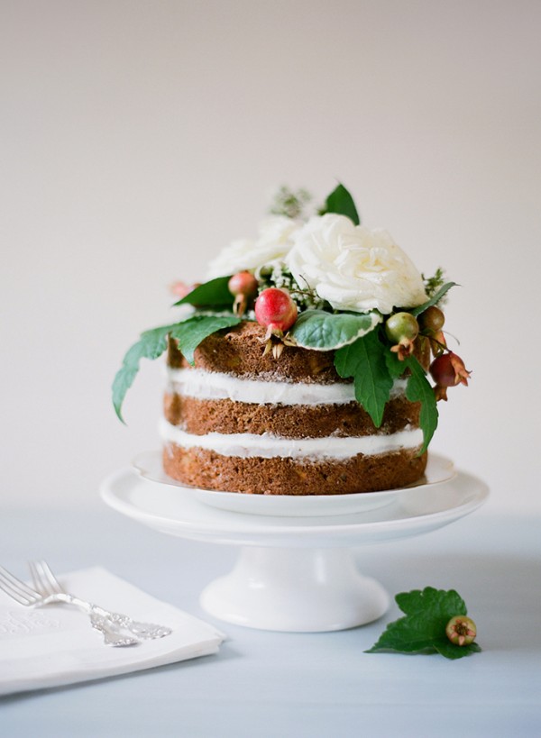 33-dainty-wedding-cake