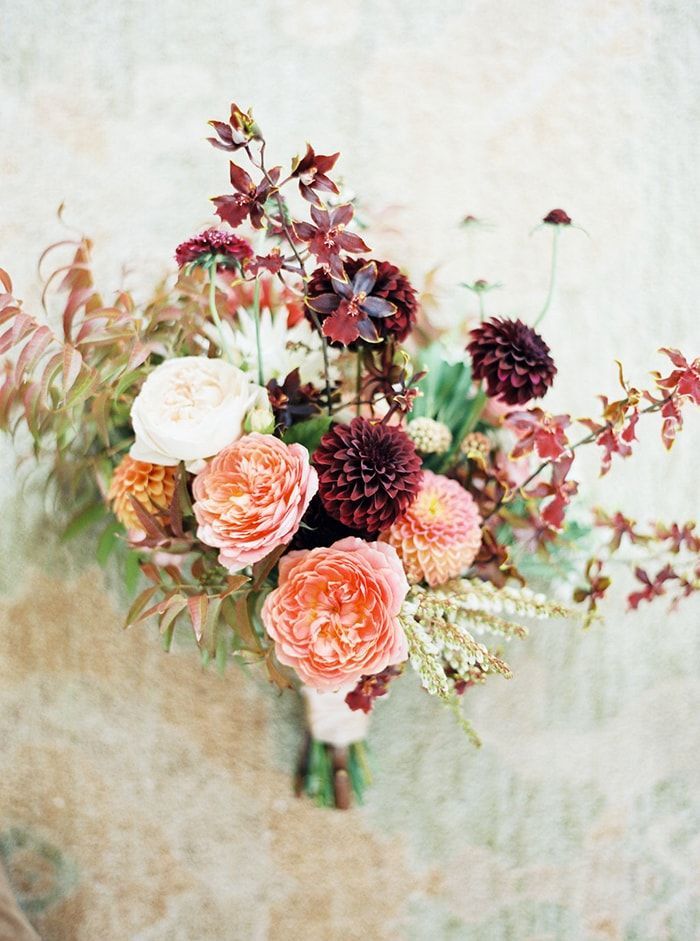 4-autumnal-bridal-bouquet