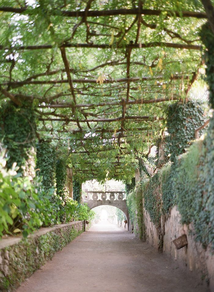4-villa-cimbrone-wedding-vineyard-joy-proctor-laura-sponaugle