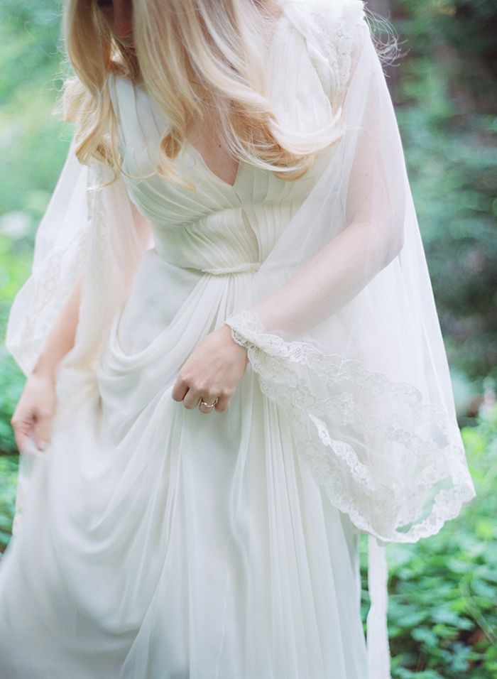 6-lace-wedding-veil