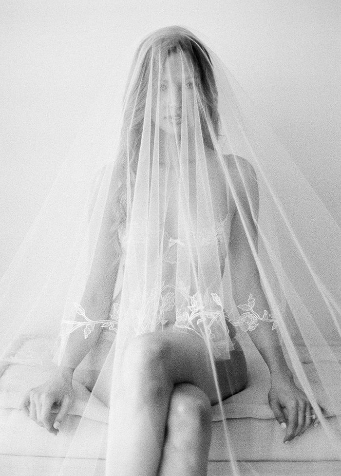 8-lace-bridal-boudoir