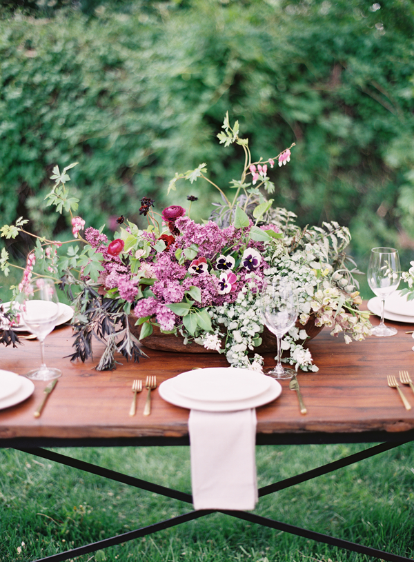 8-lavender-wedding-table