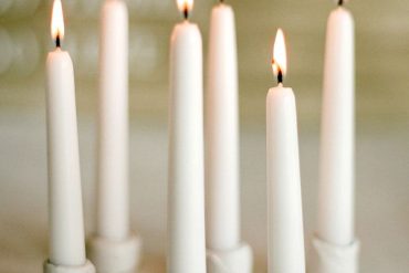 DIY Wedding Christmas Candles Simple Easy Candleholder Idea