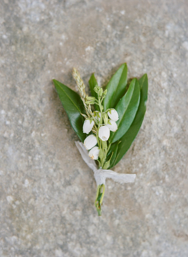 L-lily-of-the-valley-bout