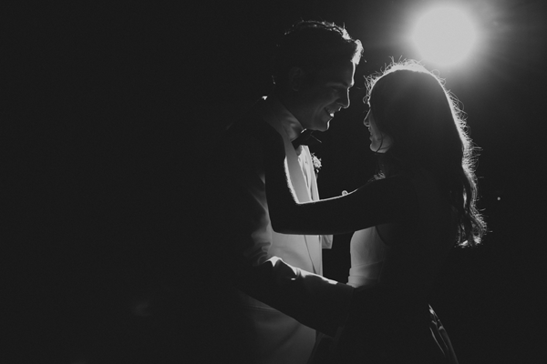 black-and-white-wedding-first-dance