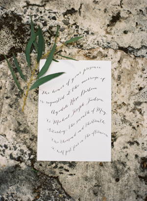 calligraphy-handrawn-wedding-invitations