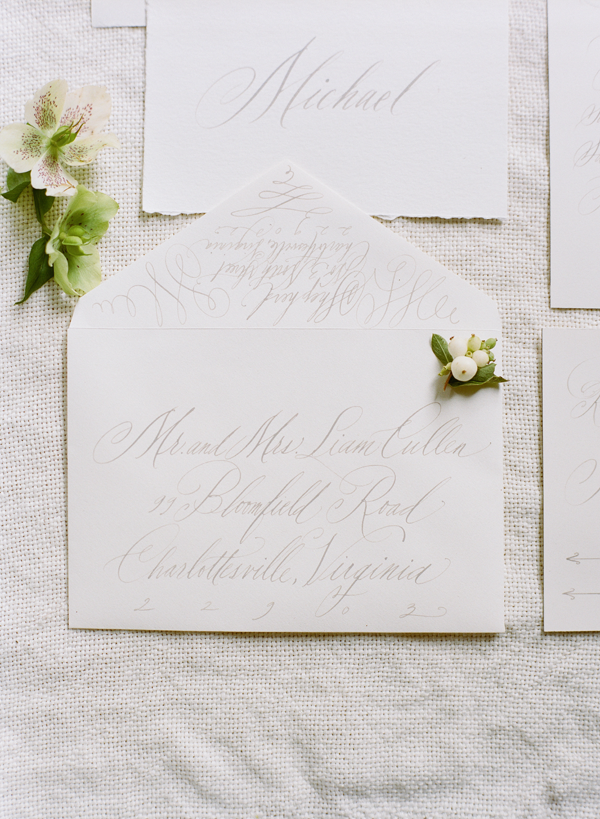 calligraphy-wedding-invitations-elegant-white