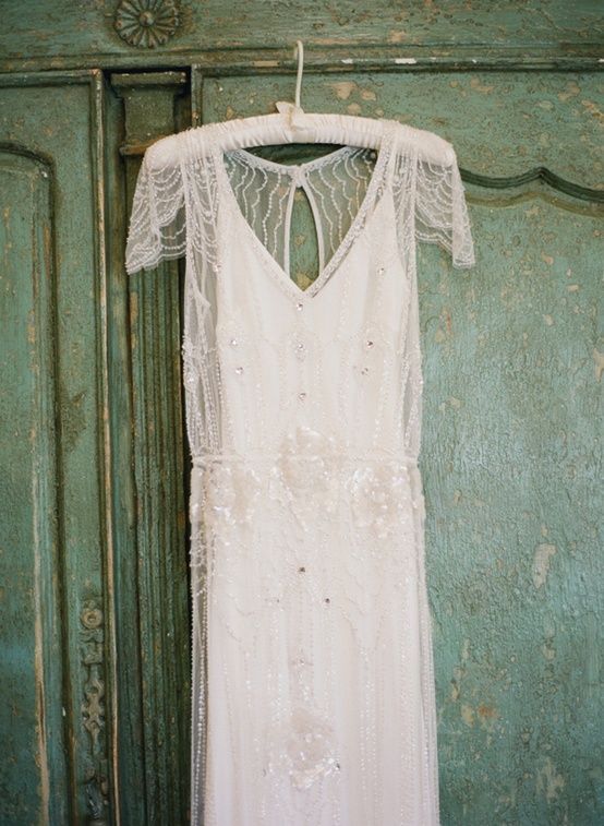 charlottesville-vineyard-wedding-dress