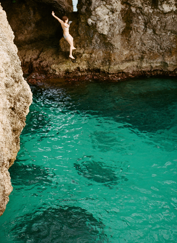 cliff-jumping-negril-jamaica