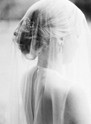 elegant-veil-simple-wedding-ideas