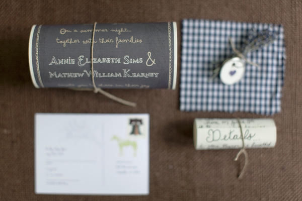 gingham-wedding-invitations