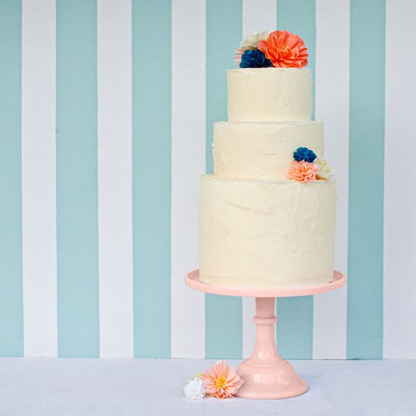 crepe-paper-flower-cake