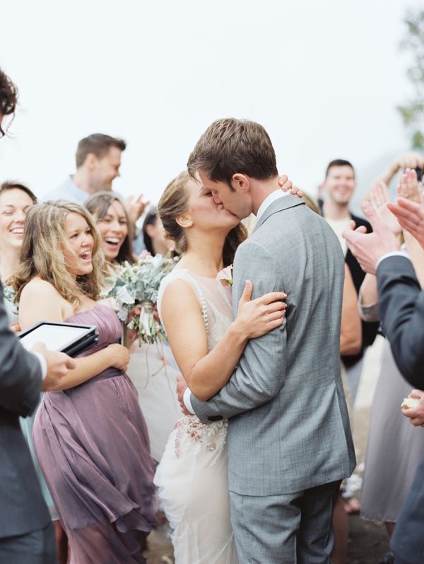 kiss-outdoor-beach-wedding-big-sur-ceremony