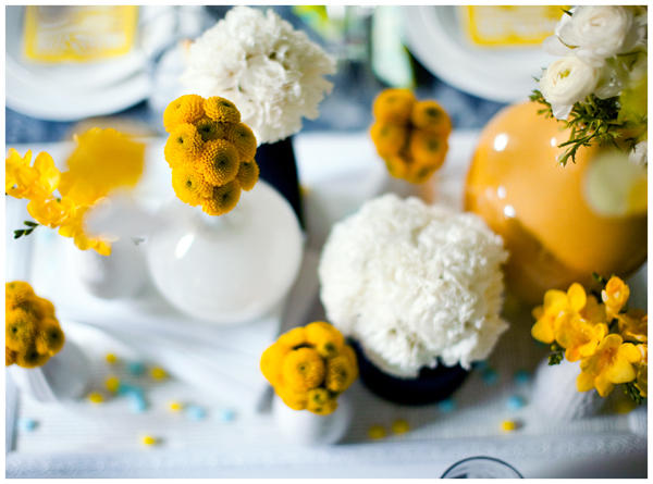 yellow-and-white-wedding-flowers