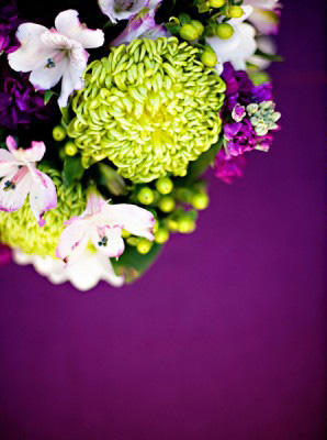 purple-and-green-wedding-flowers1