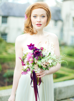 purple-outdoor-wedding-bouquet