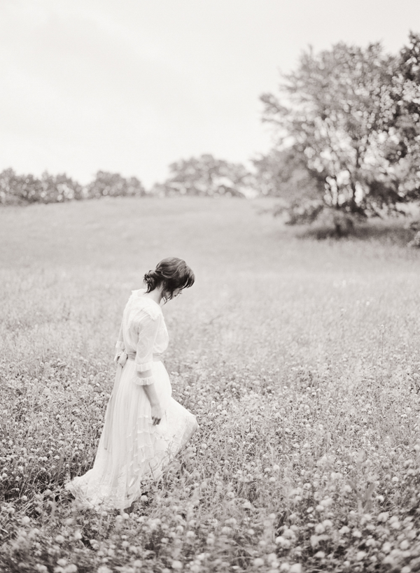 rebecca-yale-black-and-white-wedding-photography