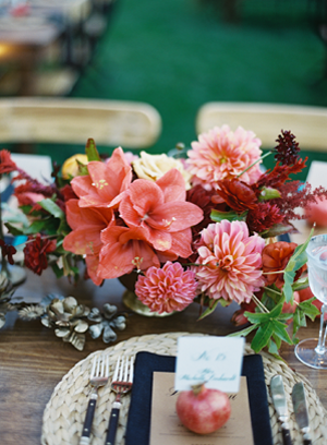 red-floral-centerpieces