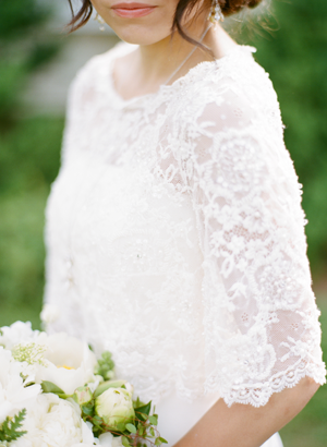 vintage-lace-sleeve-wedding-dress-ideas