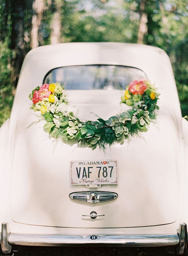wedding-car-garland
