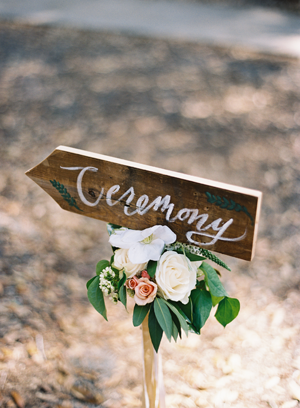 wedding-ceremony-handwritten-sign-ideas