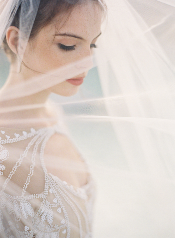 wedding-veil-shot-kylie-swanson-styling