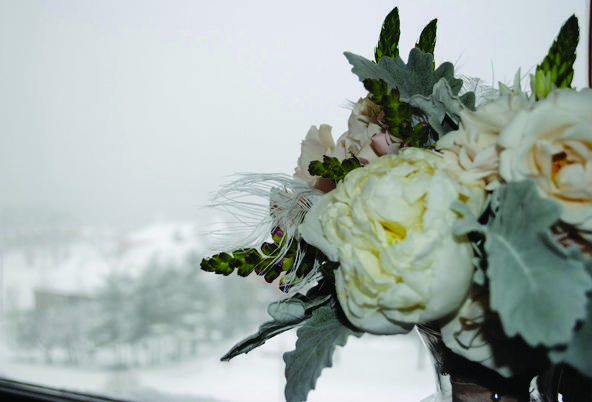 winter-wedding-flowers