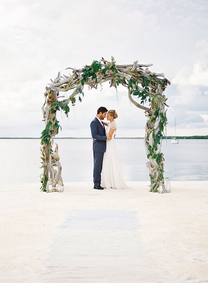 1-unique-beach-wedding-ideas