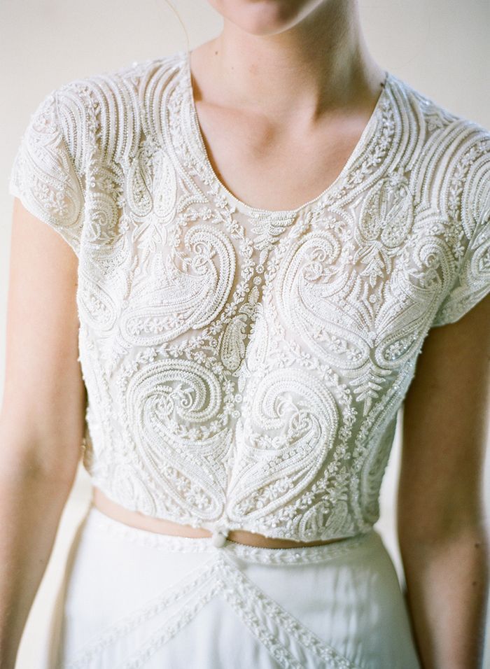 10-modern-lace-wedding-gown