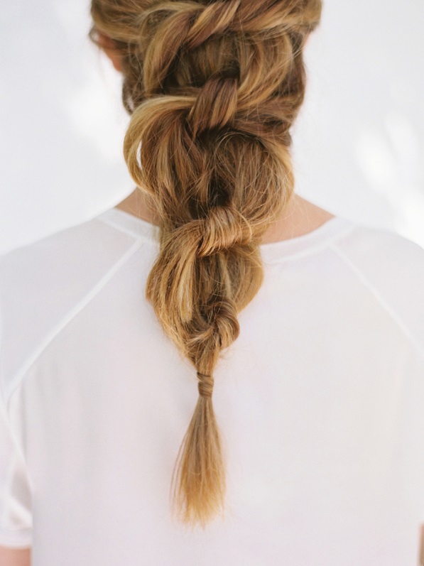 11-diy-knotted-pony-hairstyle