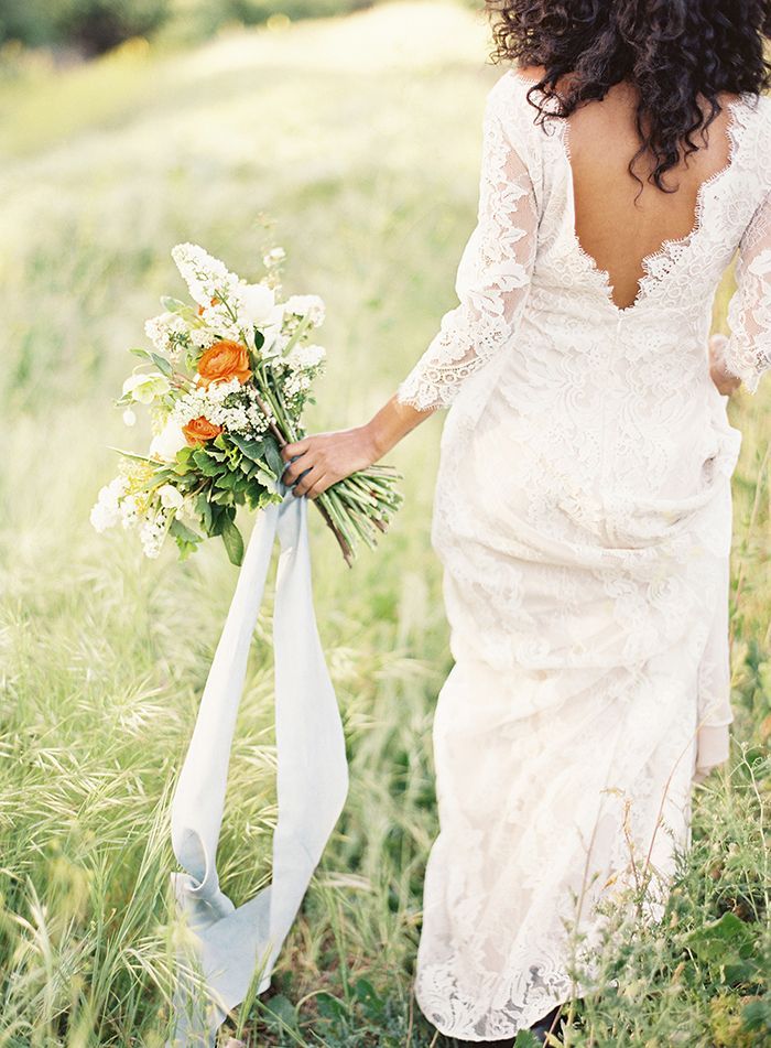 12-elegant-lace-wedding-gown