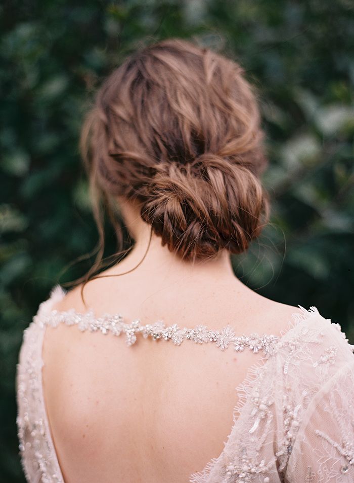 14-elegant-simple-wedding-hairstyle