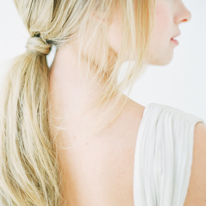 15-soft-low-ponytail-hairstyle