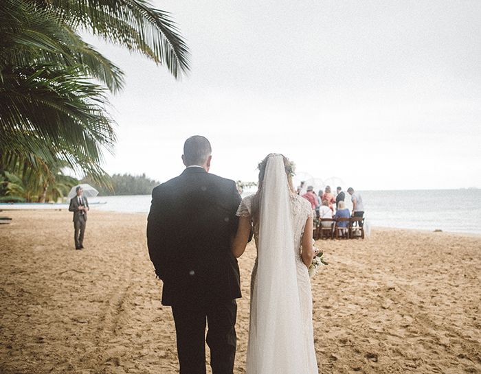 17-intimate-beach-wedding-ideas