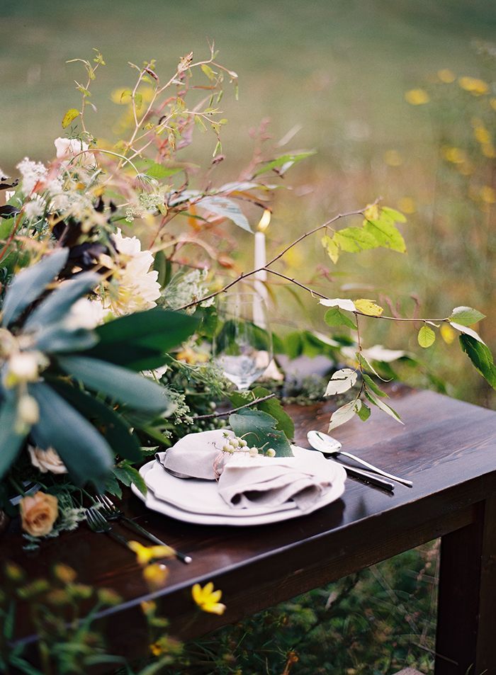 17-simple-organic-outdoor-fall-wedding