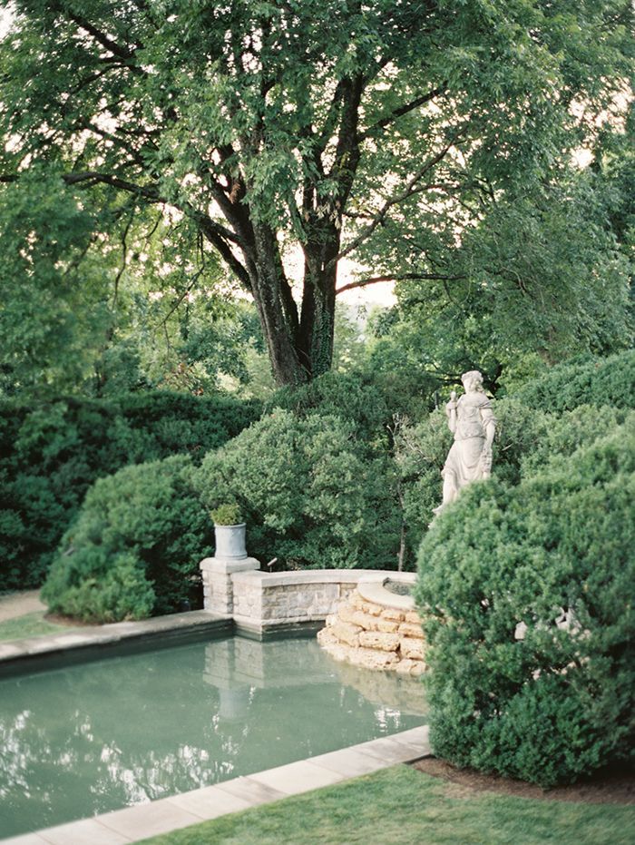 2-serene-garden-reception