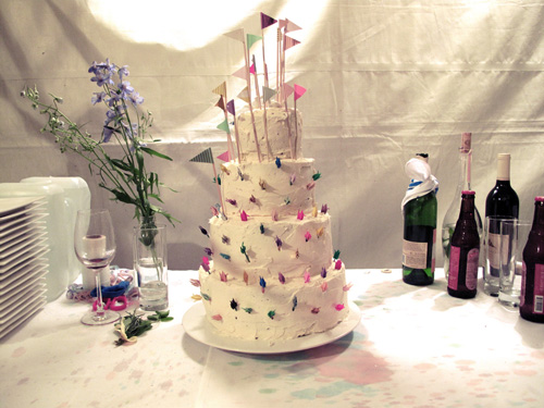 fun-wedding-cakes