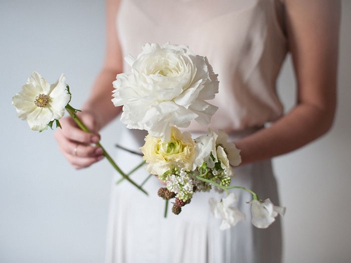 3-white-wedding-bouquet