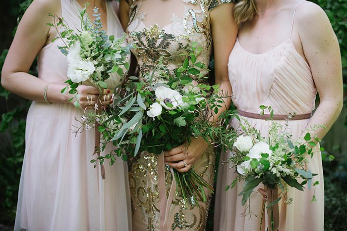 4-simple-wildflower-wedding-bouquet
