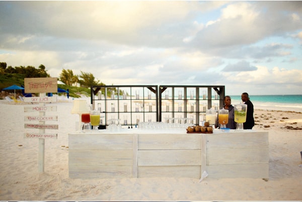 49-beachside-wedding-bar