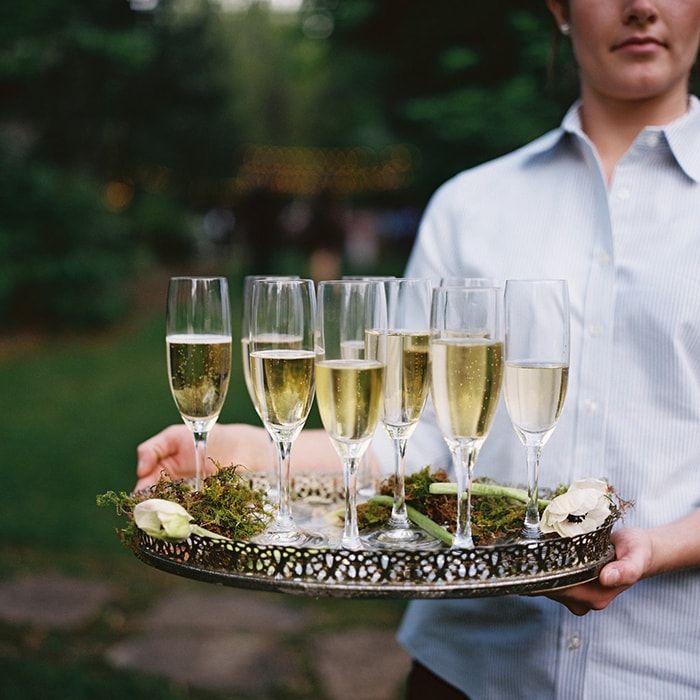 5-elegant-champagne-tray