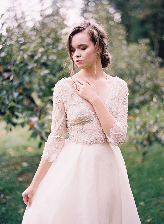 5-monique-lhillier-wedding-gown