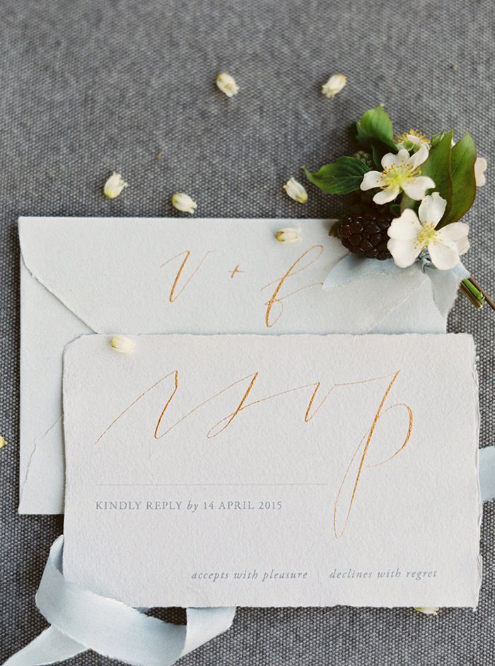 8-delicate-calligraphy-wedding-invitation