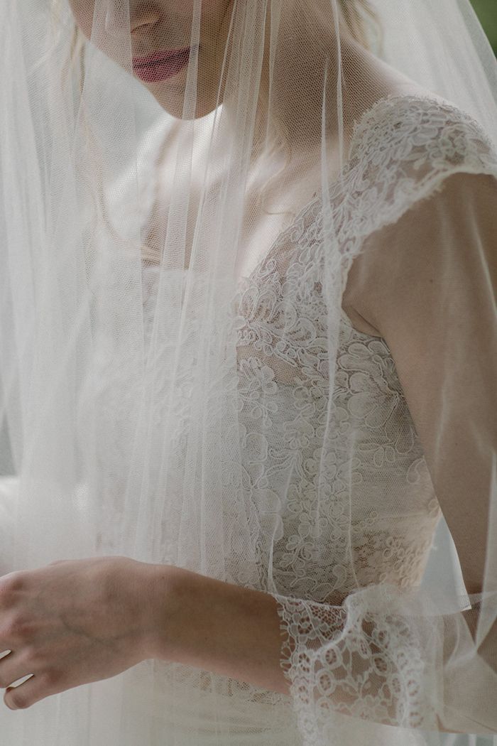 8-romantic-lace-wedding-gown