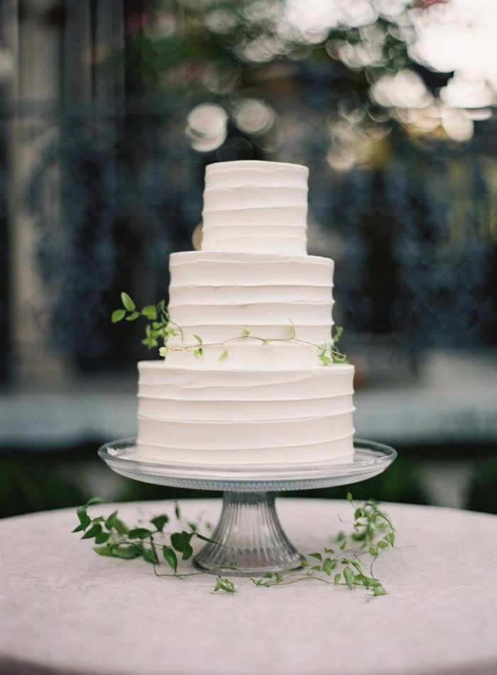 8-simple-white-3-tier-wedding-cake