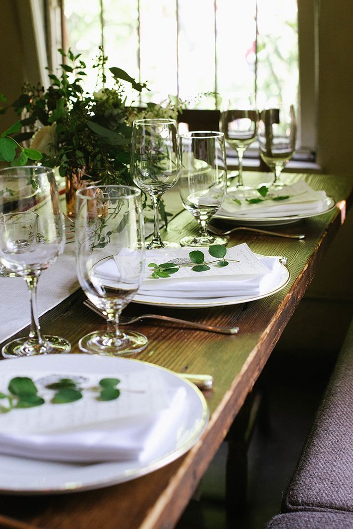 9-white-green-organic-wedding-reception