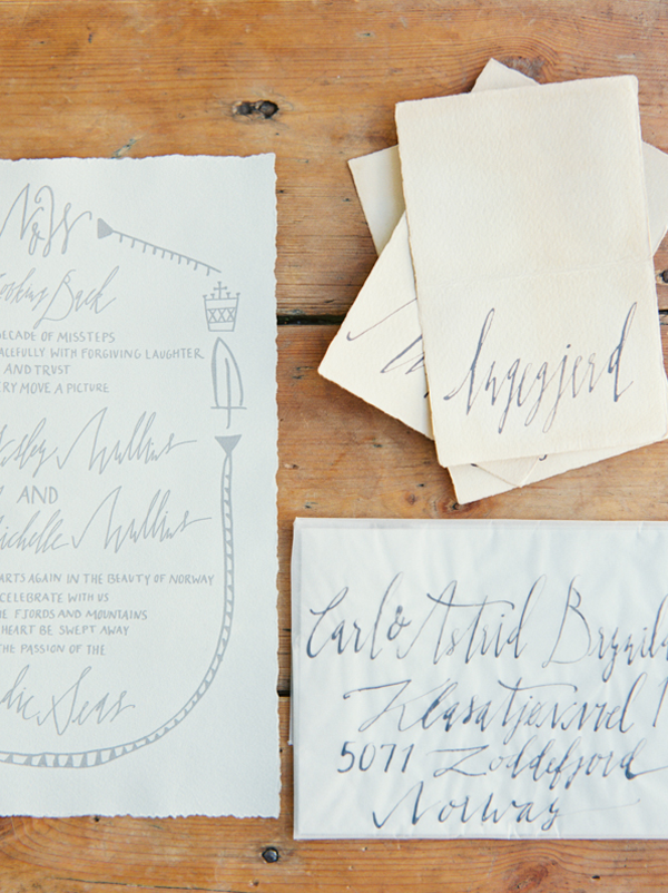 calligraphy-nordic-norway-handrawn-wedding-invitations