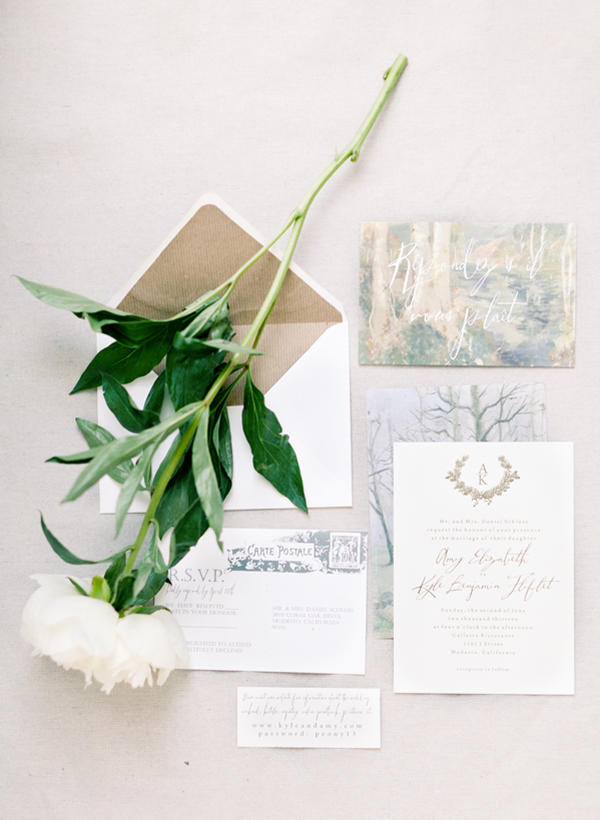 chic-and-elegant-wedding-invitations